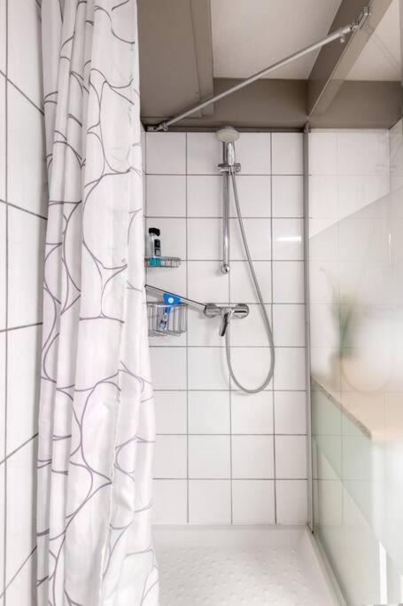 Apartament T3 Cosy , Coeur Historique De La Rochelle La Rochelle  Zewnętrze zdjęcie